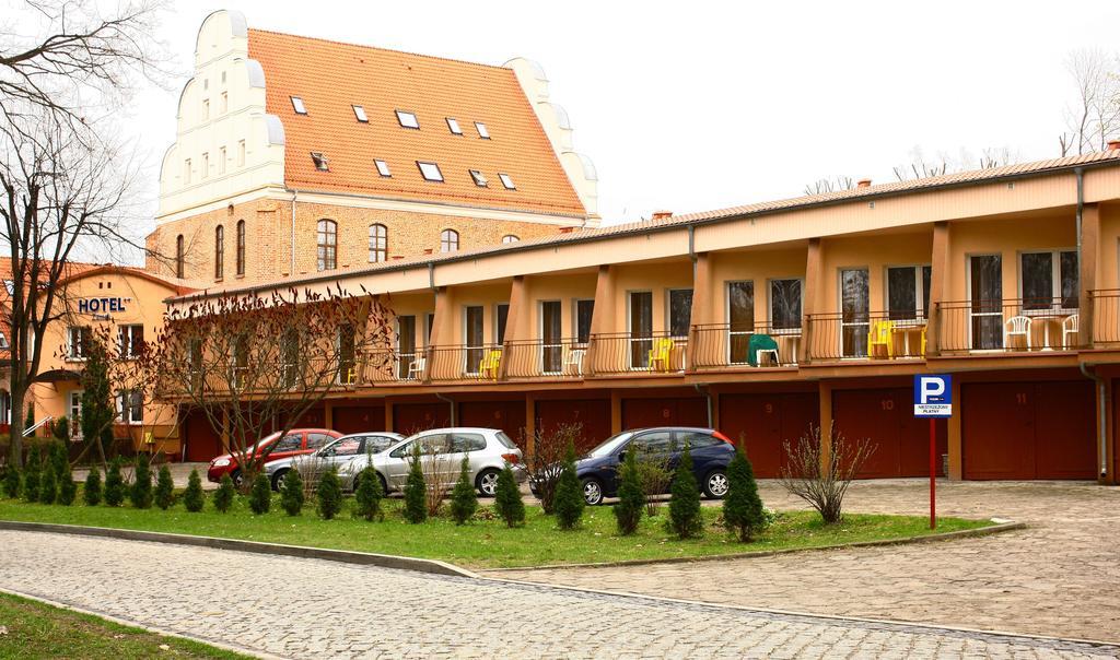 Hotel Zamek Giżycko Dış mekan fotoğraf